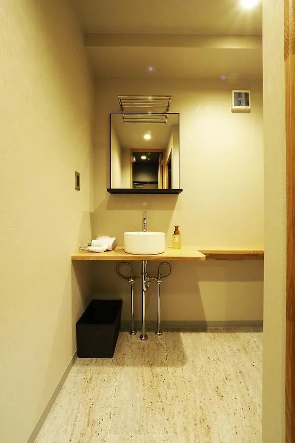 Yumoto Station Hotel Mirahakone 2*, Hakone